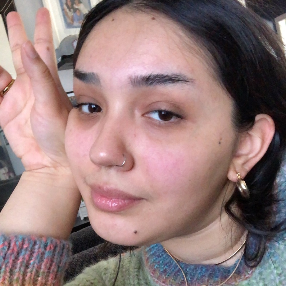 Meet your Posher, Daniela